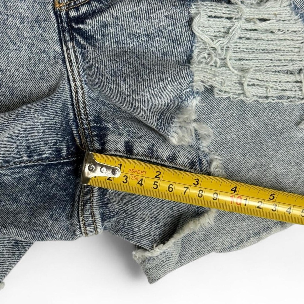 GOOD AMERICAN Bombshell Shorts Frayed Hem Distressed Size 12/31 Blue Light Wash - Picture 5 of 8